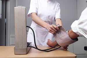 遅くまで診療を行っているクリニック