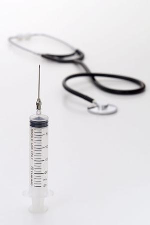 「二日酔い対策はこれだ！にんにく注射で疲労回復と健康維持を実現する方法」