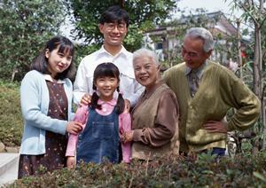 大腸がんの早期発見と安心な手術についての情報